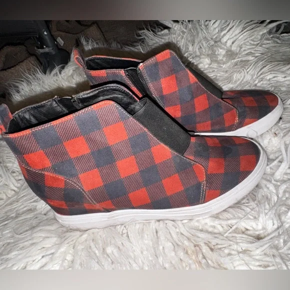 Crazy Train Red and Black Plaid Wedge Sneakers - Picture 1 of 4